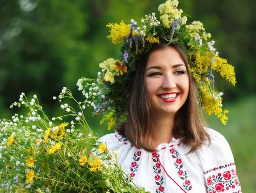 Odd - Numbered Flowers Preferred in Ukraine: A Cultural Insight